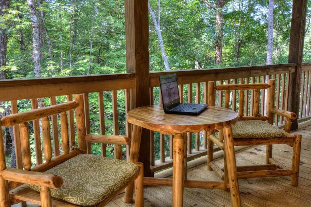 브라이슨시티 Honeymoon Getaway In Woods Near Noc And Smoky Mtn Rr 빌라 외부 사진